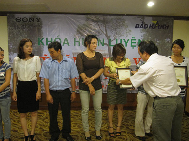 Kỹ năng phục vụ khách hàng nâng cao